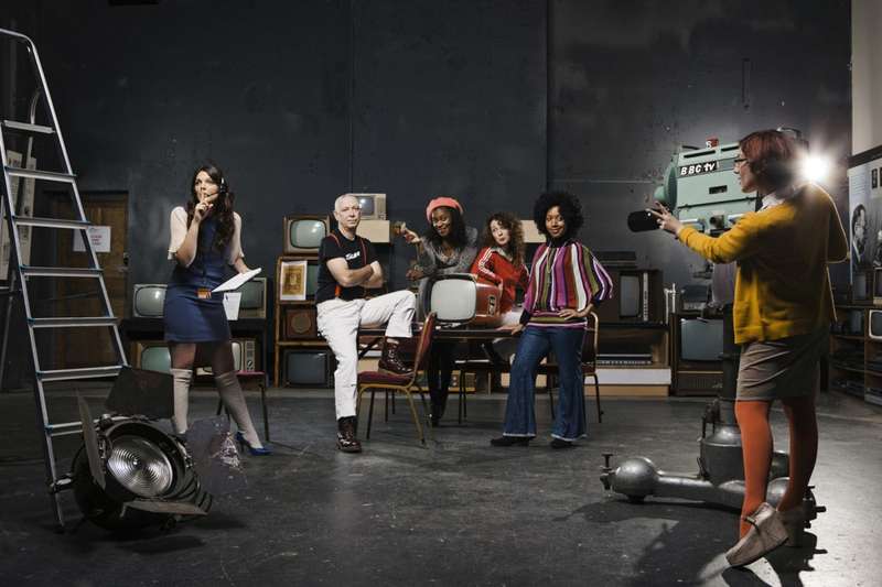 Left to right: Fran Scott, Gareth Jones, Carmen Nassé,Gia Milinovich, Katie Knapman, Kate Bellingham Location: BBC Studios, Alexandra Palace, London Photographer: Greg Funnell Image © Greg Funnell/ScienceGrrl Please do not use this image on other sites without the permission of ScienceGrrl (sciencegrrlUK@gmail.com)
